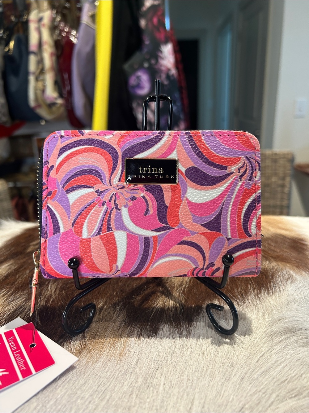 Trina Turk Pink & Purple Swirl Sea Anemone Zip Wallet 5”x 3.5” NWT